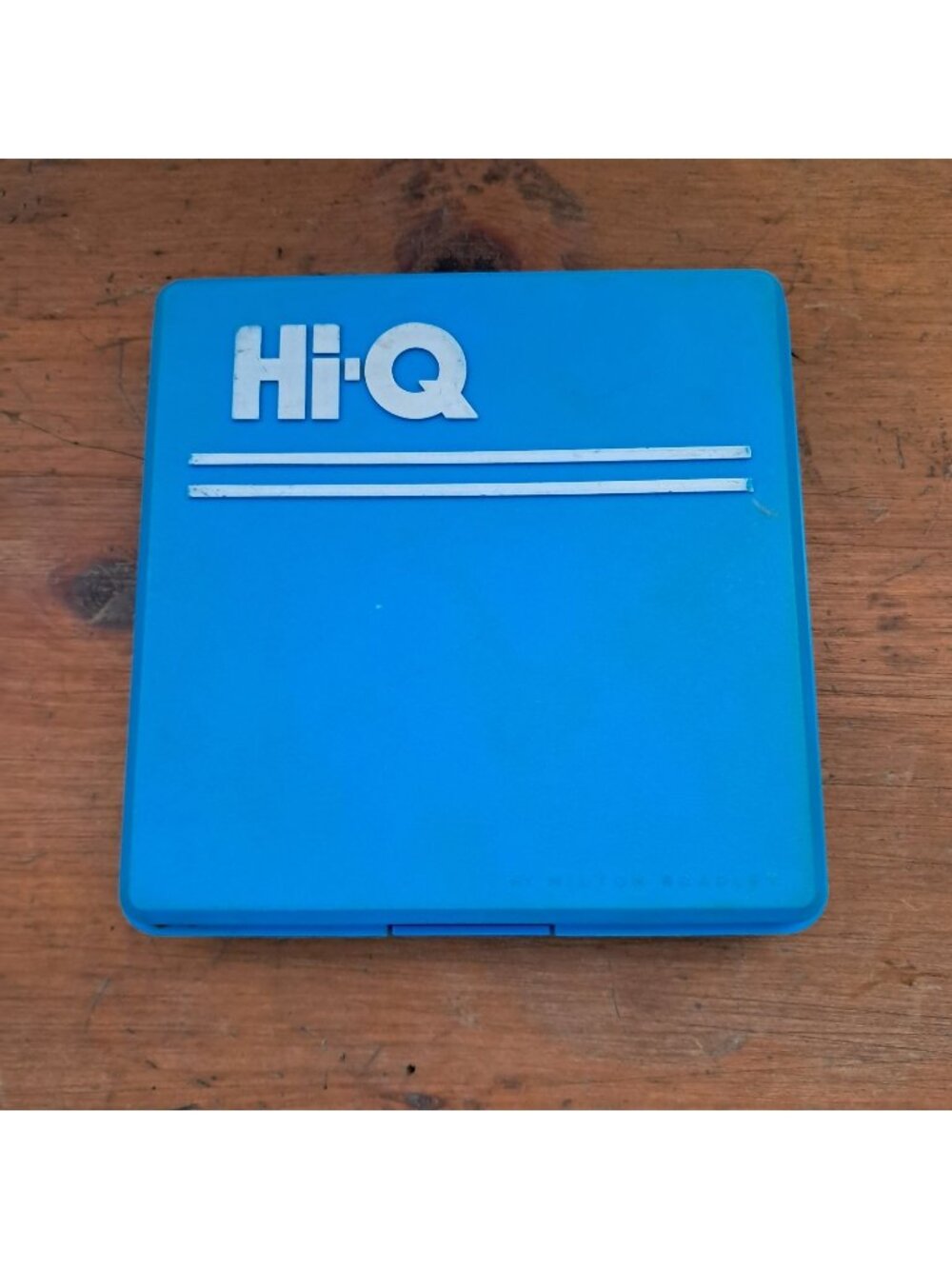 Milton Bradley Hi-Q Strategy Board Game 1986 Blue Case